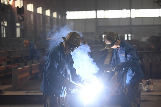 冬季钢结构施工加工要谨记这几点