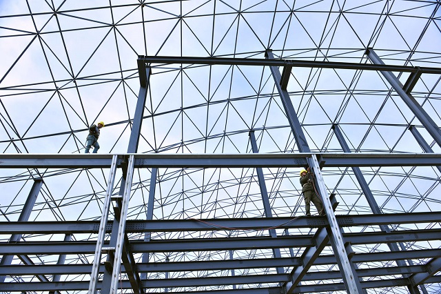 钢结构厂房施工的安全措施，牢记安全才有精品工程