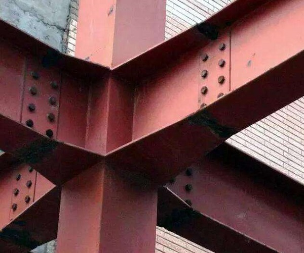钢结构工程使用中别忽略螺栓与铆钉连接的检查和维护