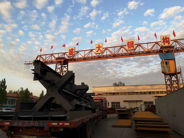 钢结构加工中，起重机操作技术交底