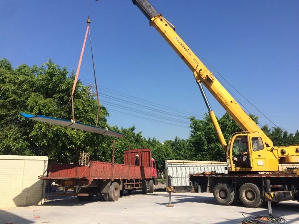 钢筋桁架楼承板的吊装技术标准，这个比价格更重要