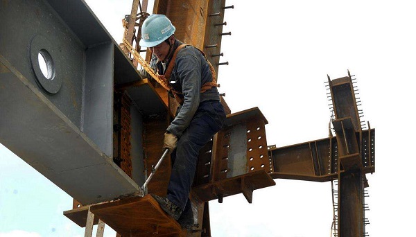 山西钢结构工程施工中组装行位偏差怎么办？